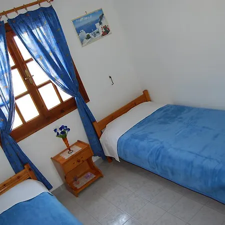 Guest house Apollo Perissa (Santorini)